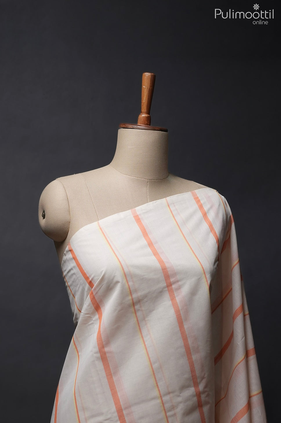 Off white colour handloom cotton saree