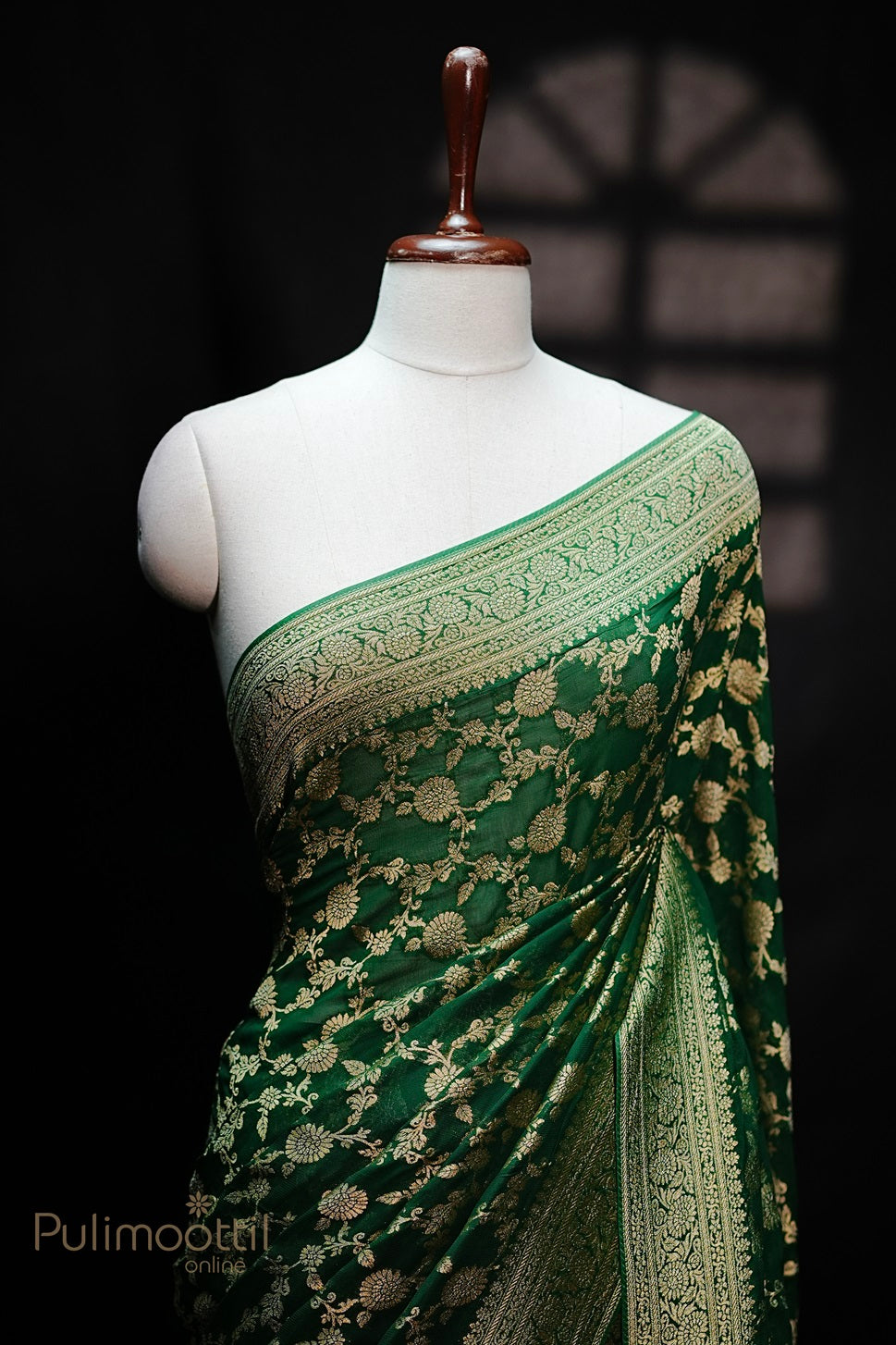 Green Colour Pure Georgette Banarasi Saree with Floral Creeper Design and Golden Border