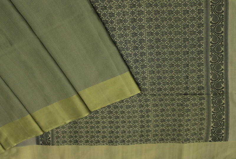 Crocodile Green shade Colour, Kanchipuram Designer Soft Silk Saree.