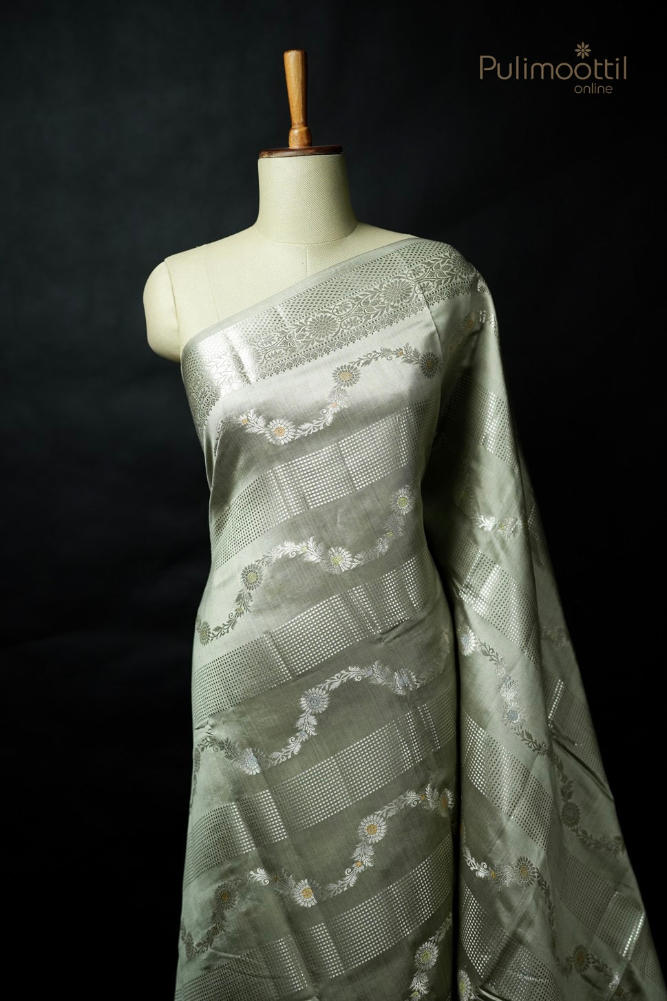 Pastel Olive Green Colour Chiniya Silk Saree