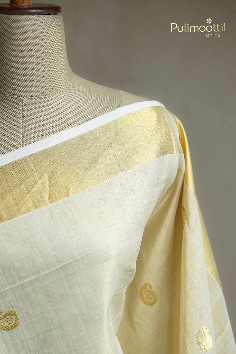 Kerala Traditional Golden Tissue Handloom Set Saree