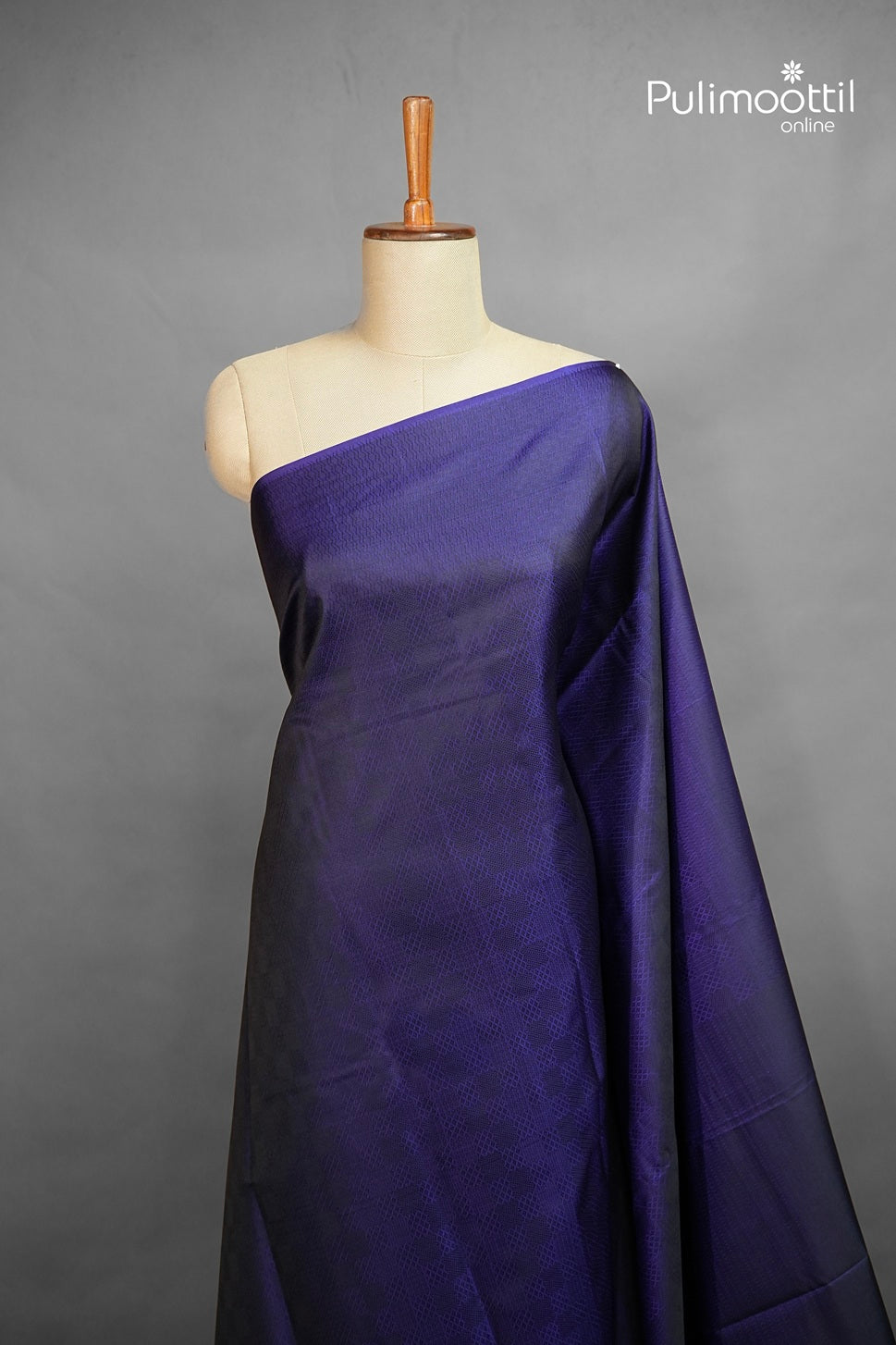 Royal Indigo Colour Kanchipuram Self-Design Saree