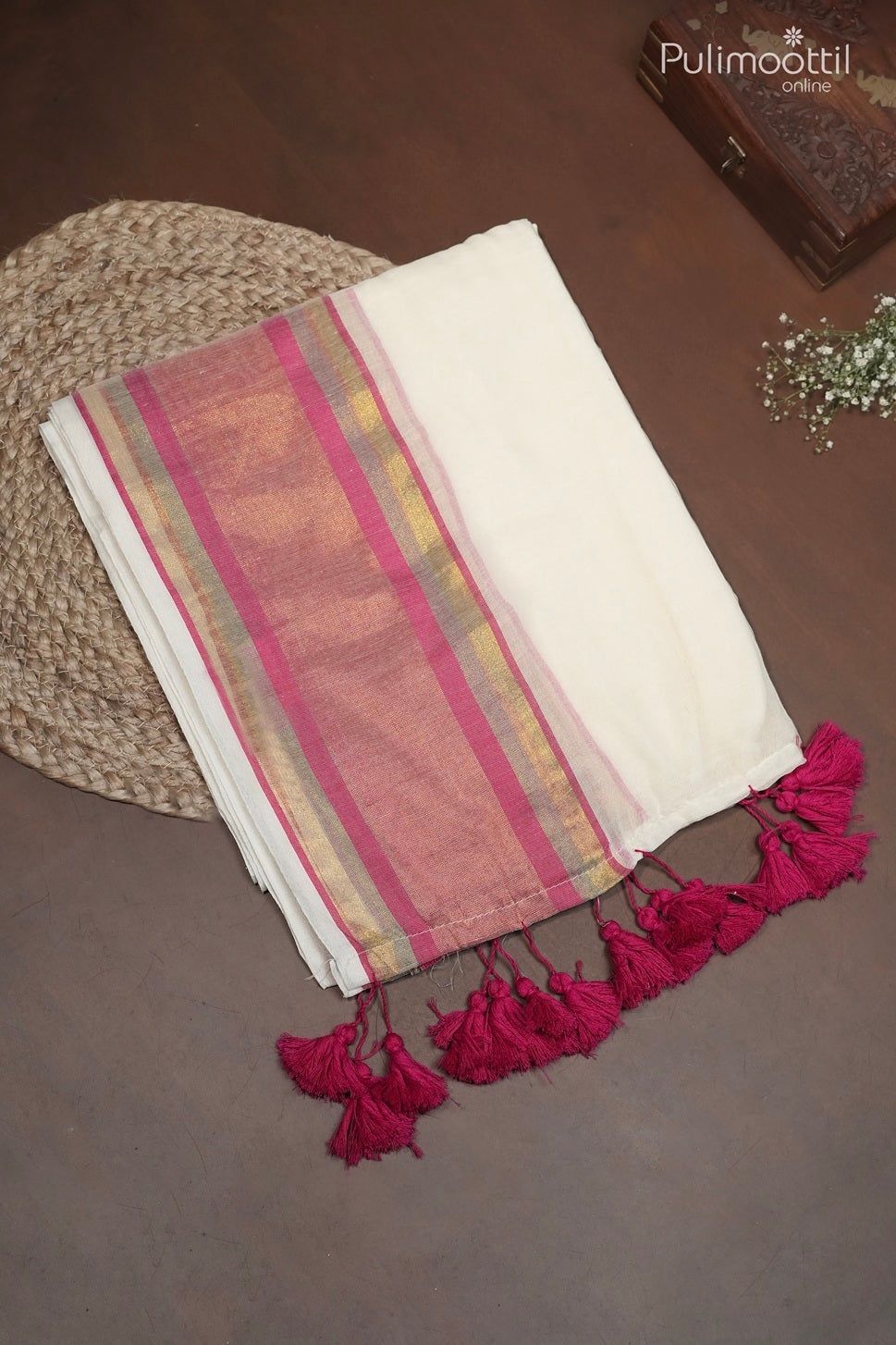Off-white color Mul Cotton saree