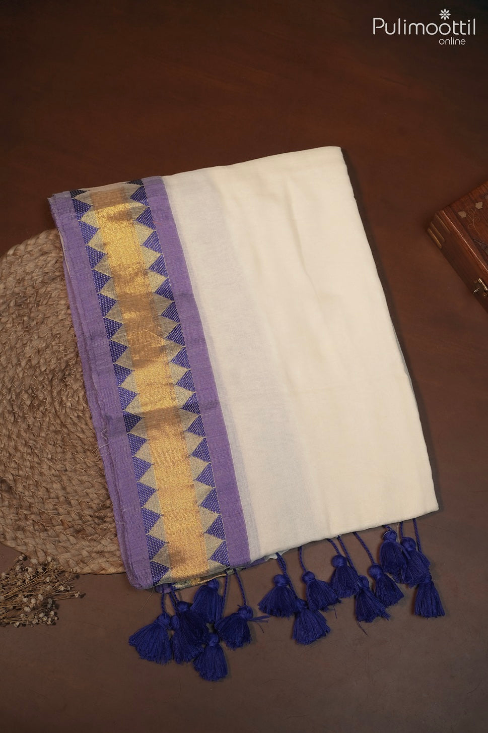 Off-white colour Mul Cotton saree
