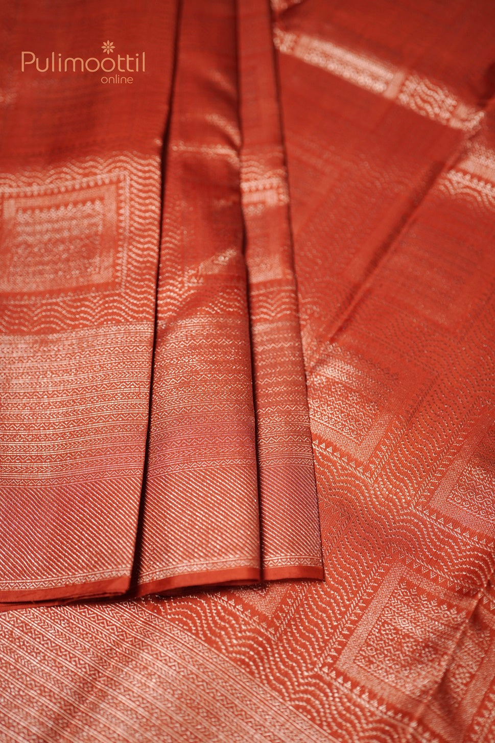 Scarlet Colour Kanchipuram Brocade Wedding saree
