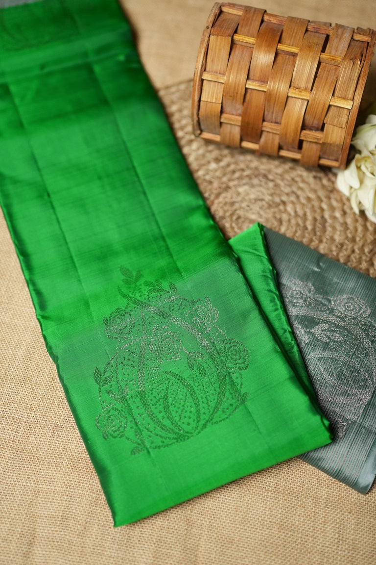 Green-colored Kanchipuram soft silk saree