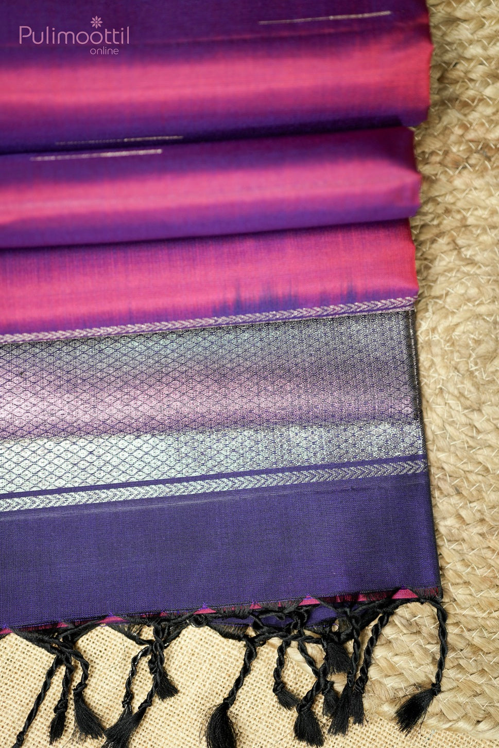 Bluish Red Colour Kanchipuram Soft Silk Saree