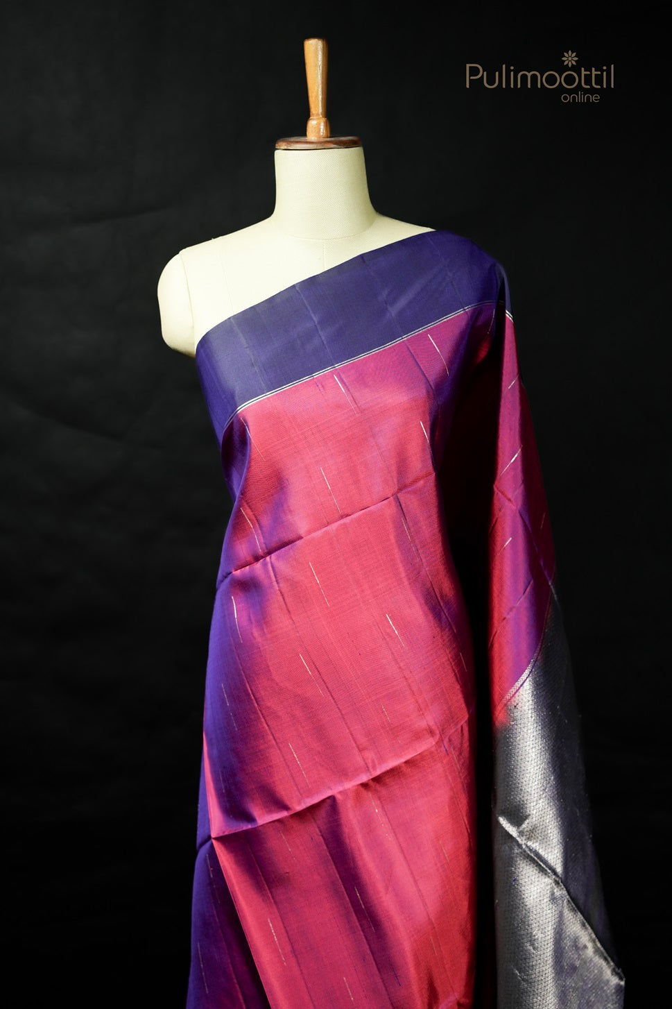 Bluish Red Colour Kanchipuram Soft Silk Saree