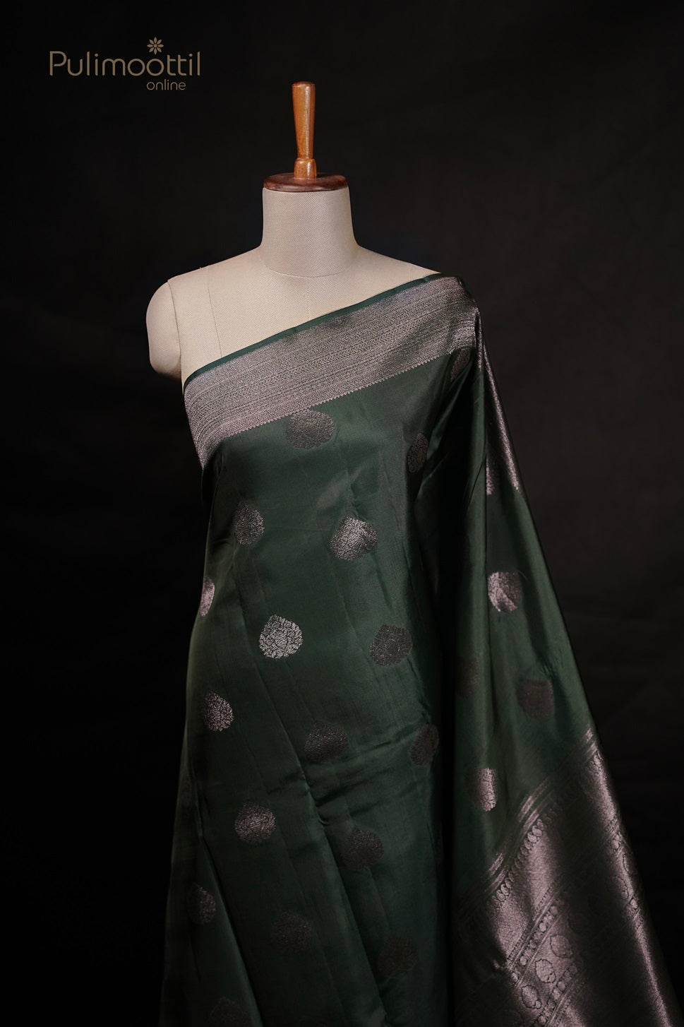 Bottle Green Colour Kanchipuram Antique Designer Saree