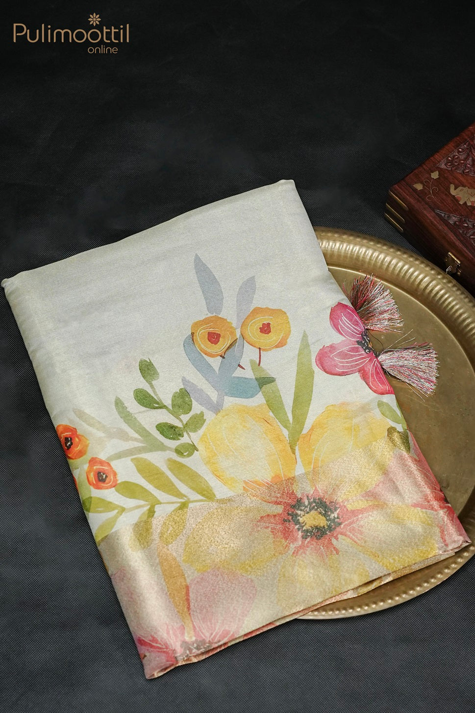 Cream Colour Kerala Golden Tissue Print Fancy Saree.