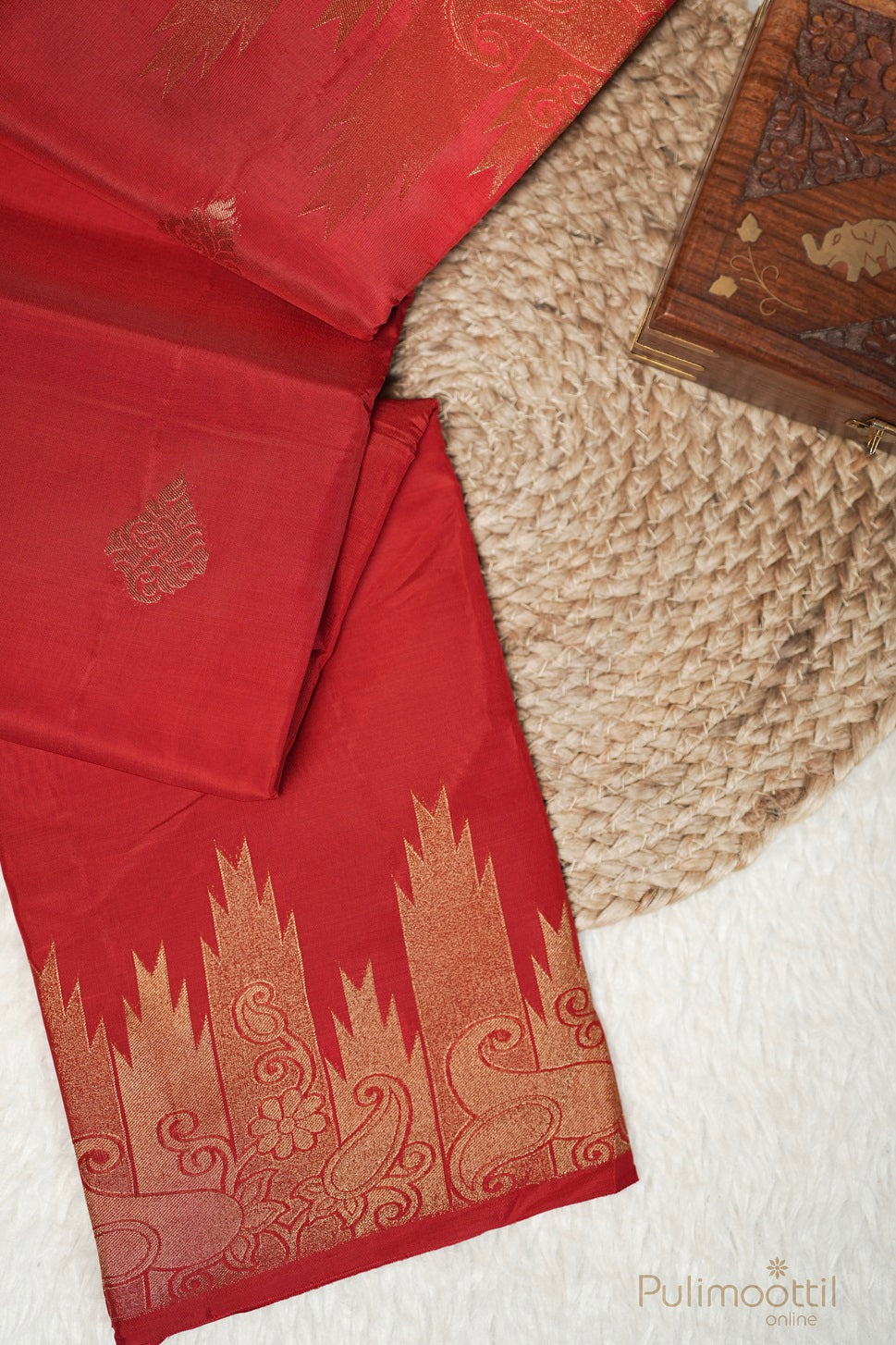Red Colour Traditional Kanchipuram Saree