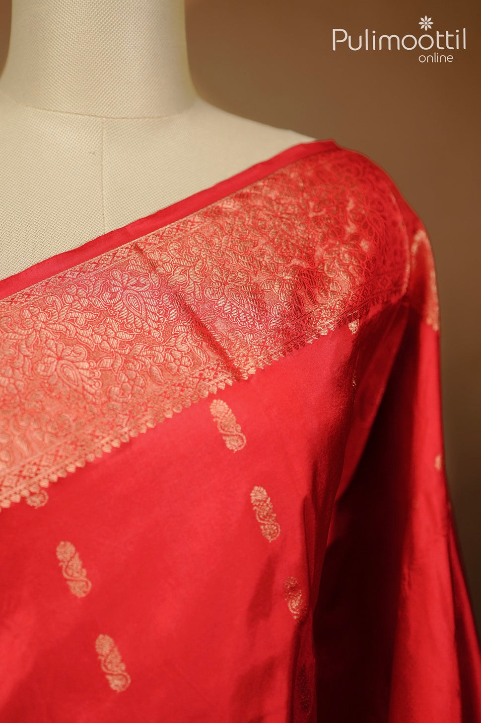 Chilli red Kanchipuram silk saree