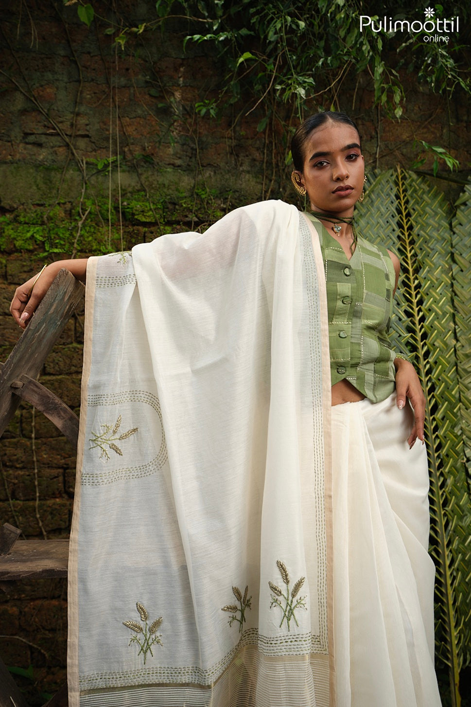 Off-white color Kerala paddy design saree