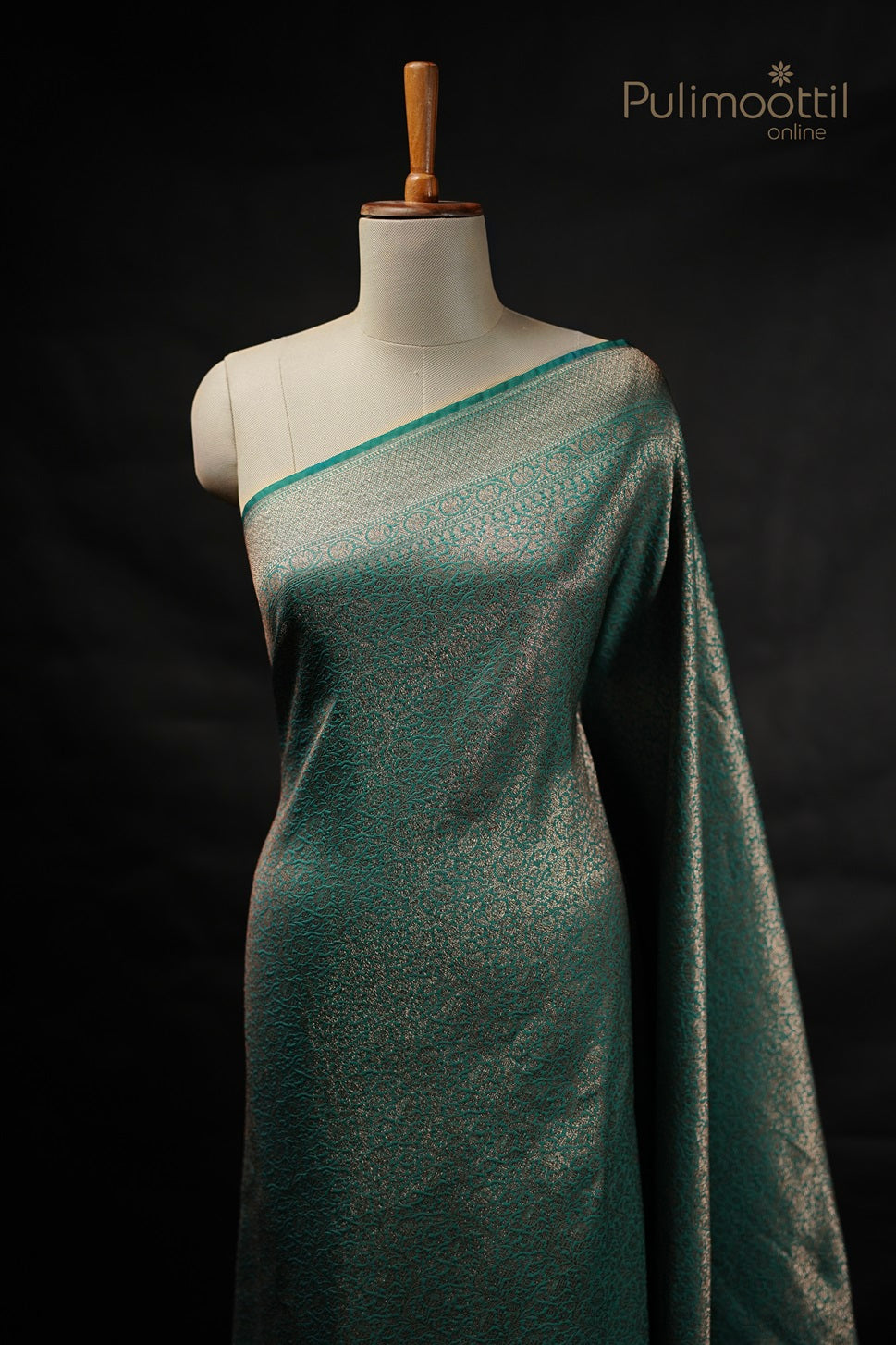 Peacock Green Colour Kattan Saree