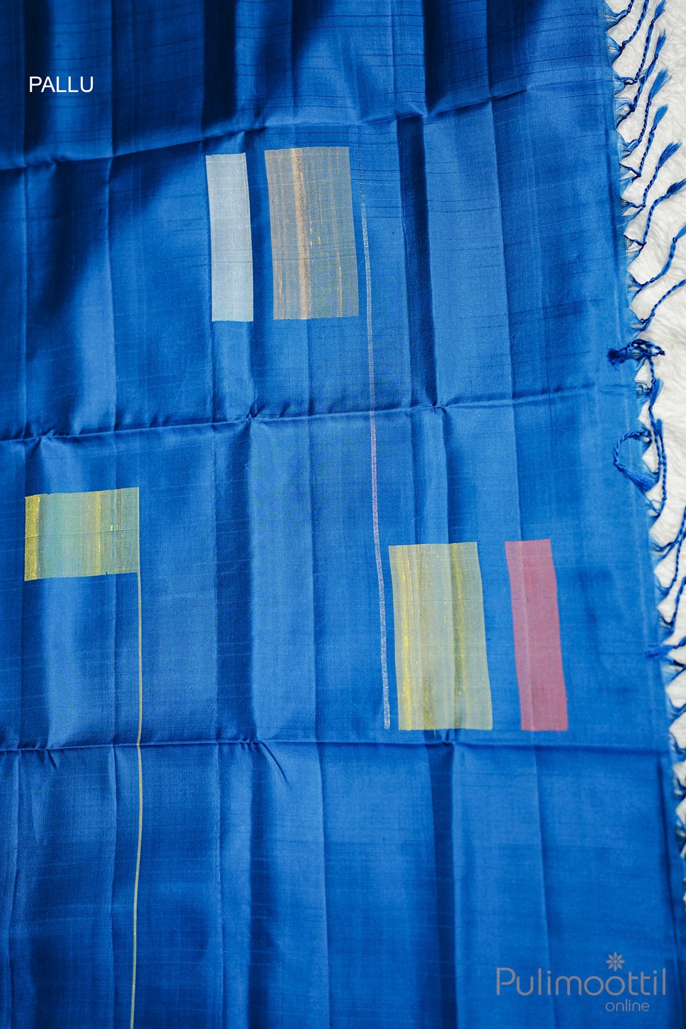 Teal Blue Colour Kanchipuram Soft Silk Saree.