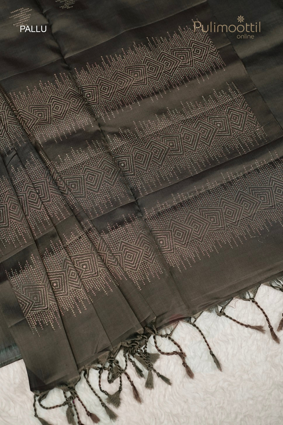 Dark Olive Green Colour Kanchipuram Soft silk Saree