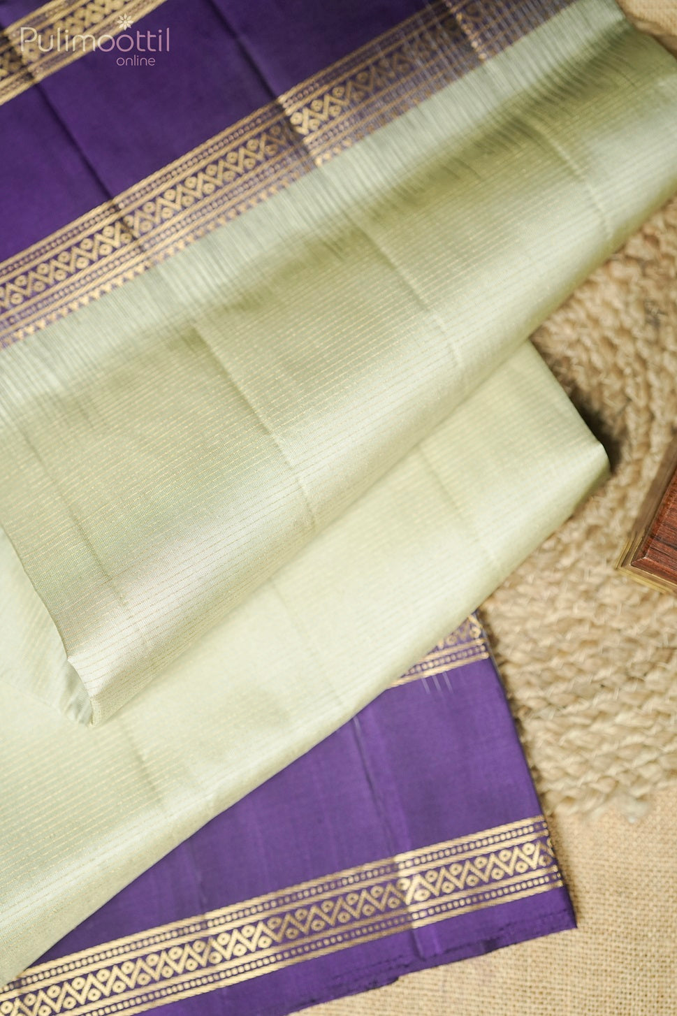 Greyish Olive Green Colour Kanchipuram Soft Silk Saree.