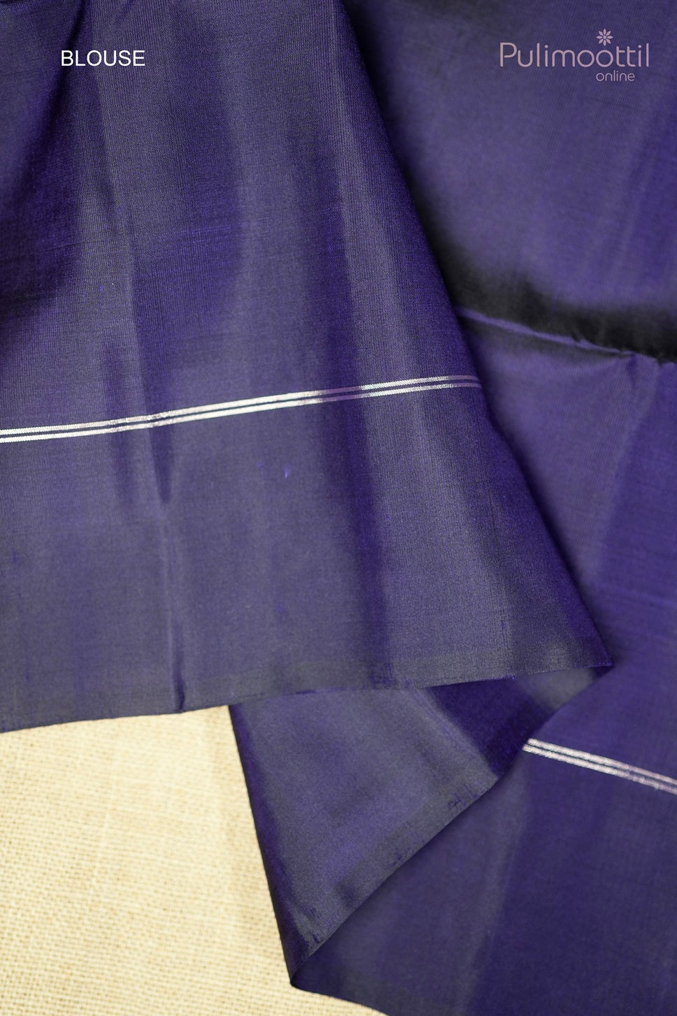 Bluish Red Colour Kanchipuram Soft Silk Saree