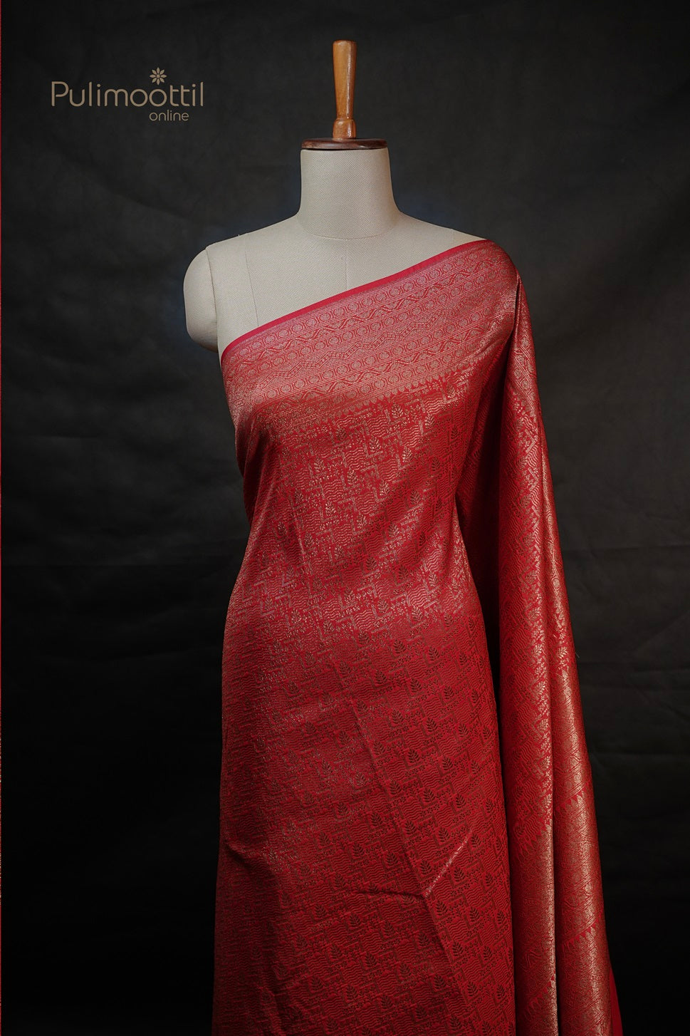Chilli Red Colour Kattan Silk Saree.