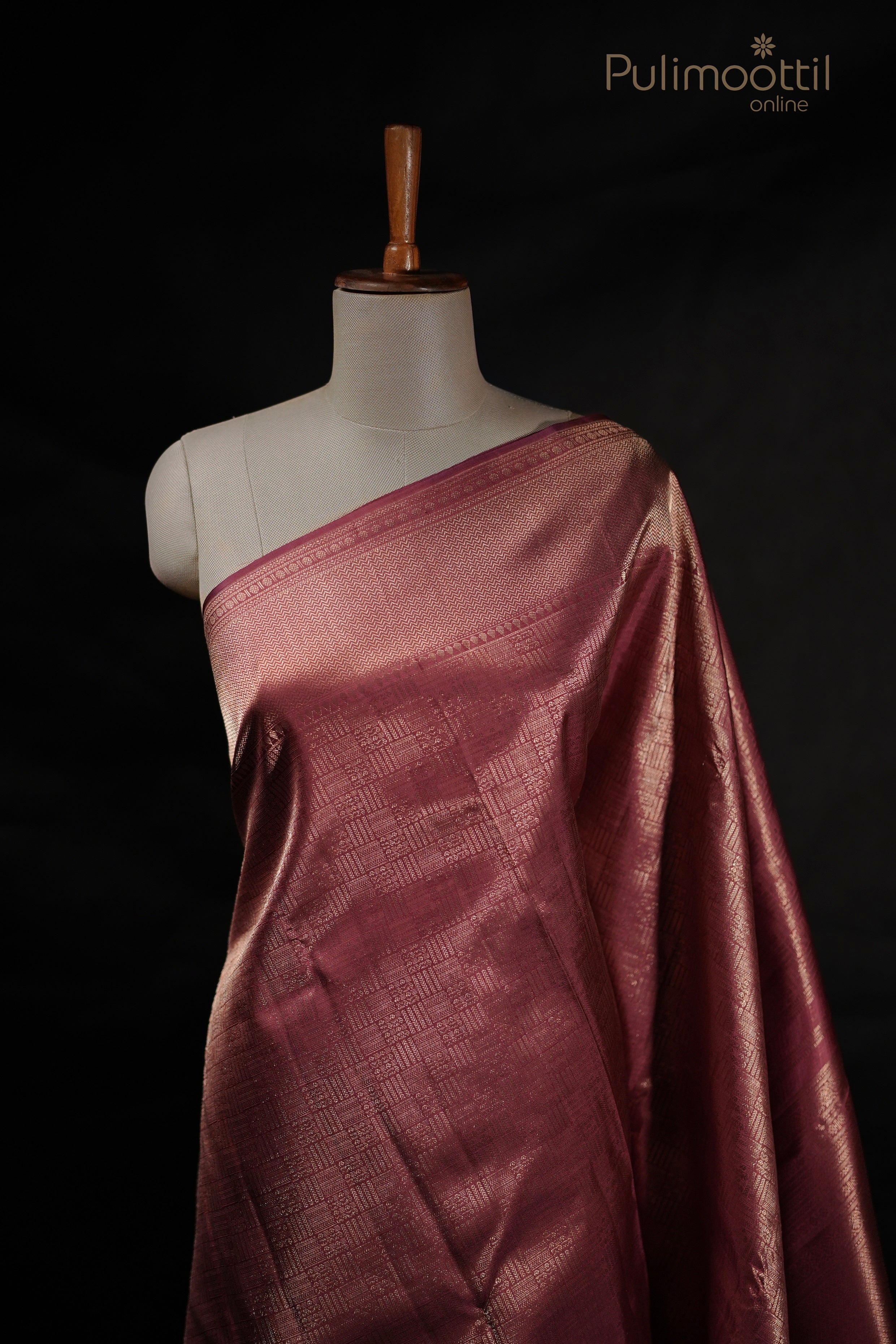 Pastel Onion Colour Kanchipuram Brocade Weding Saree