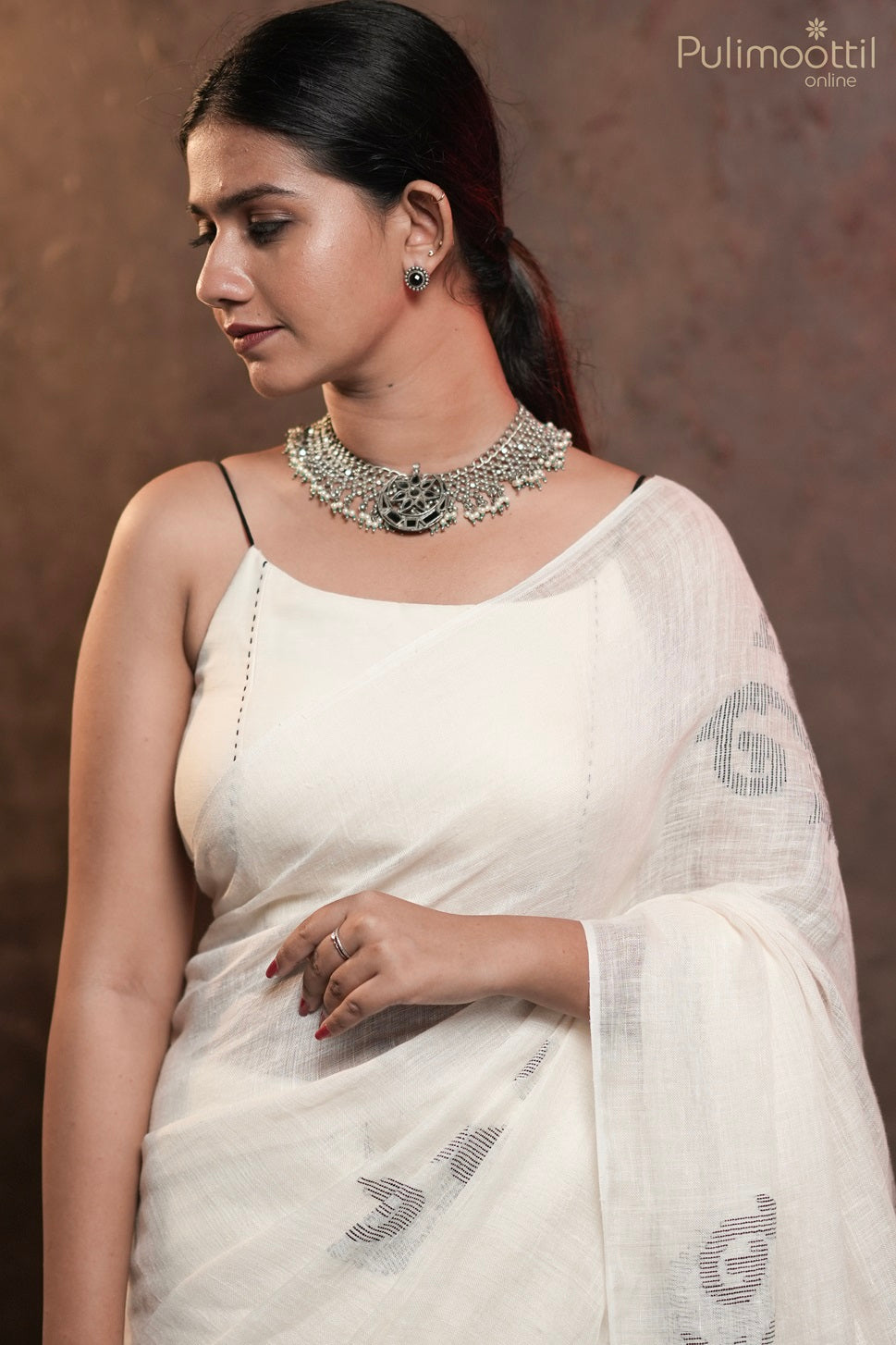 Off White Colour Jute Silk Saree.