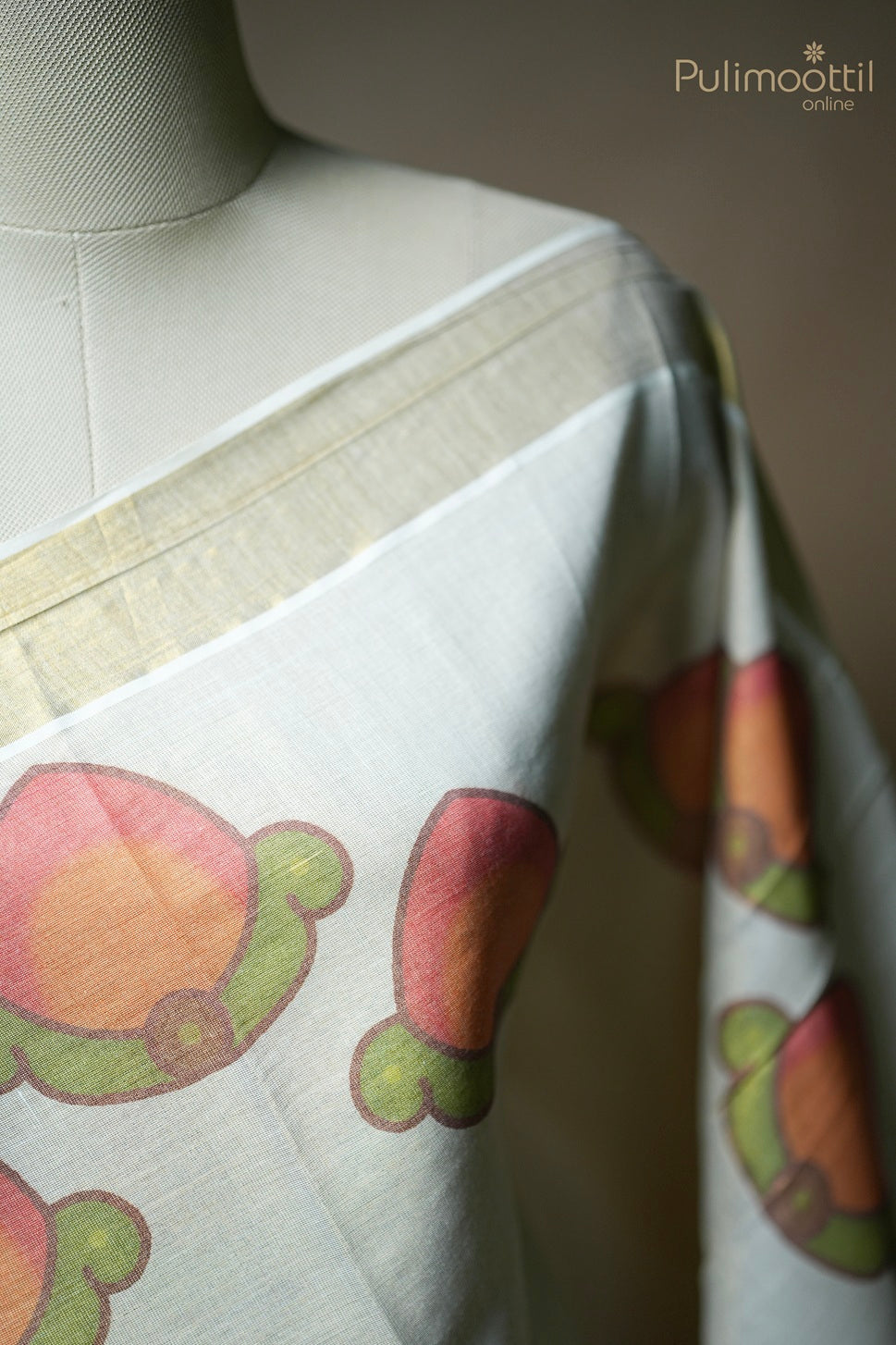 Kerala Traditional Golden Tissue Set Saree