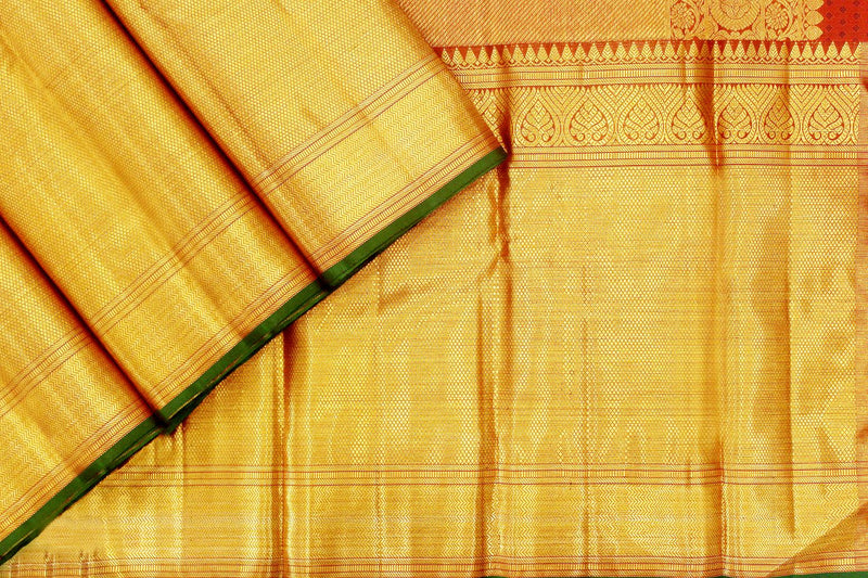 Rich Golden Zari Bottle Green with Reddish Maroon Colour Traditional Kanchipuram Bridal Silk Saree.
